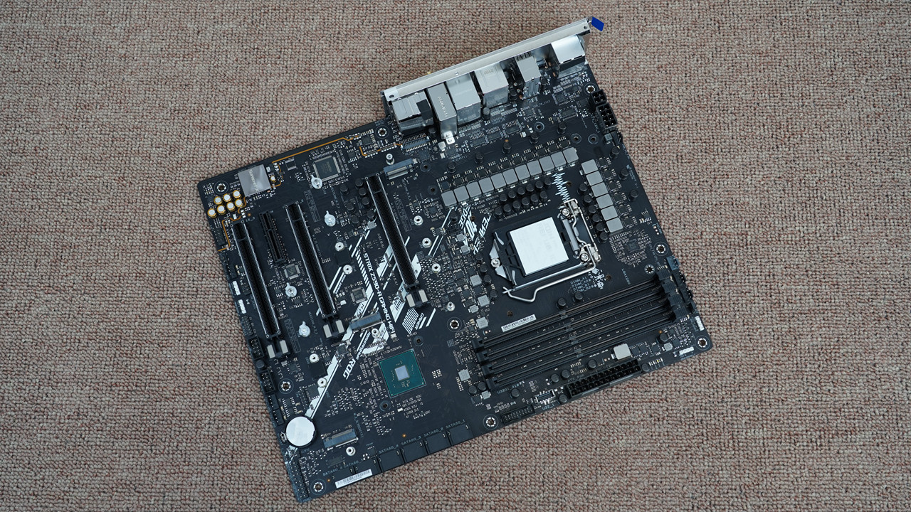 华硕z590吹雪支持3090吗,华硕z590-p和z590plus对比