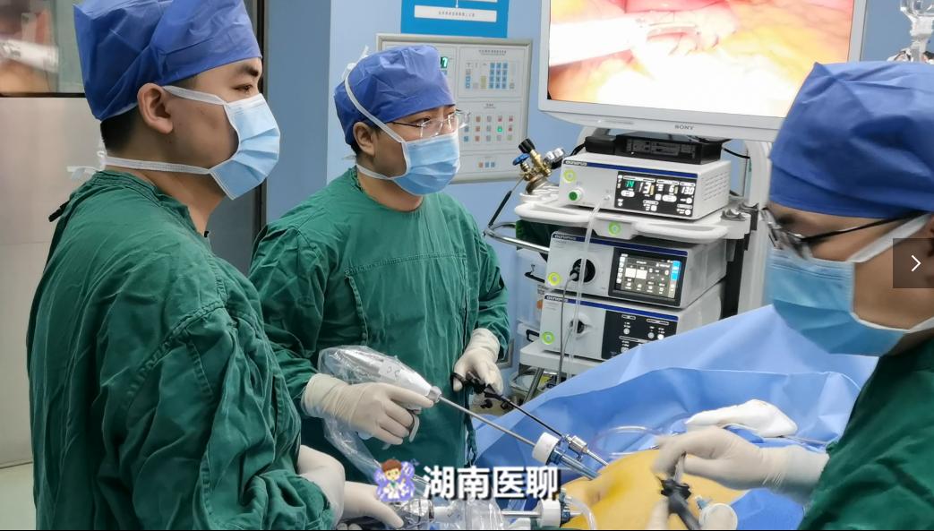 女子做缩胃手术10天减重12斤,缩胃手术一年瘦百斤