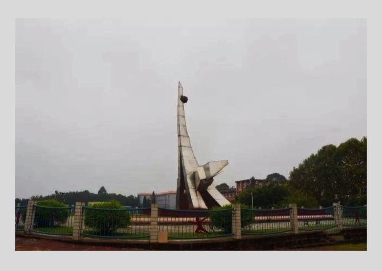 走过58个春夏秋冬,走过55个春夏秋冬