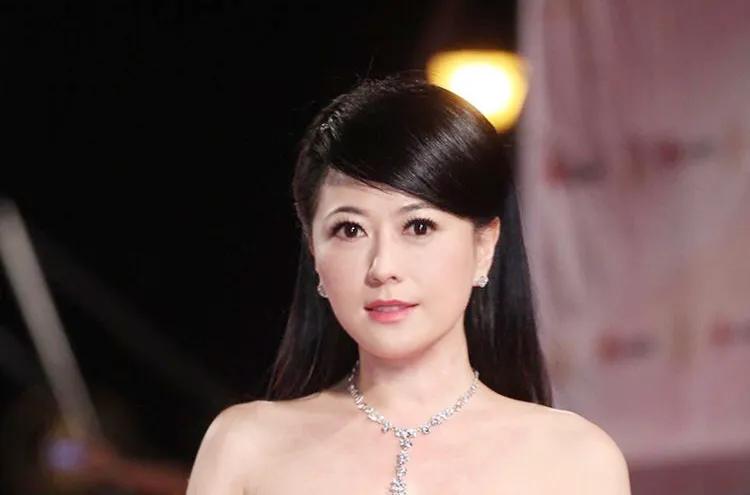 怎么知道康熙来了停播的,康熙来了通告艺人离婚