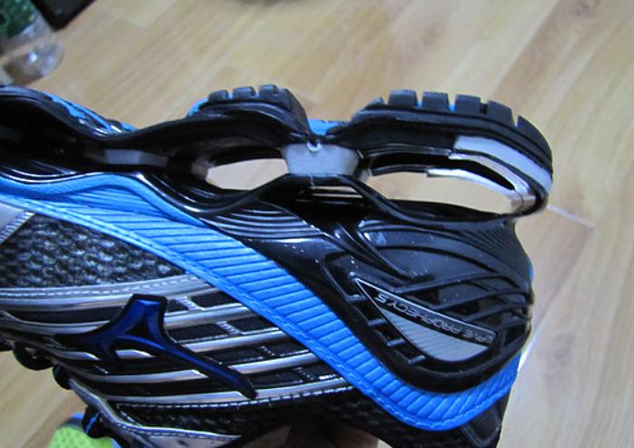 低调的跑鞋,低调的日本运动鞋之王