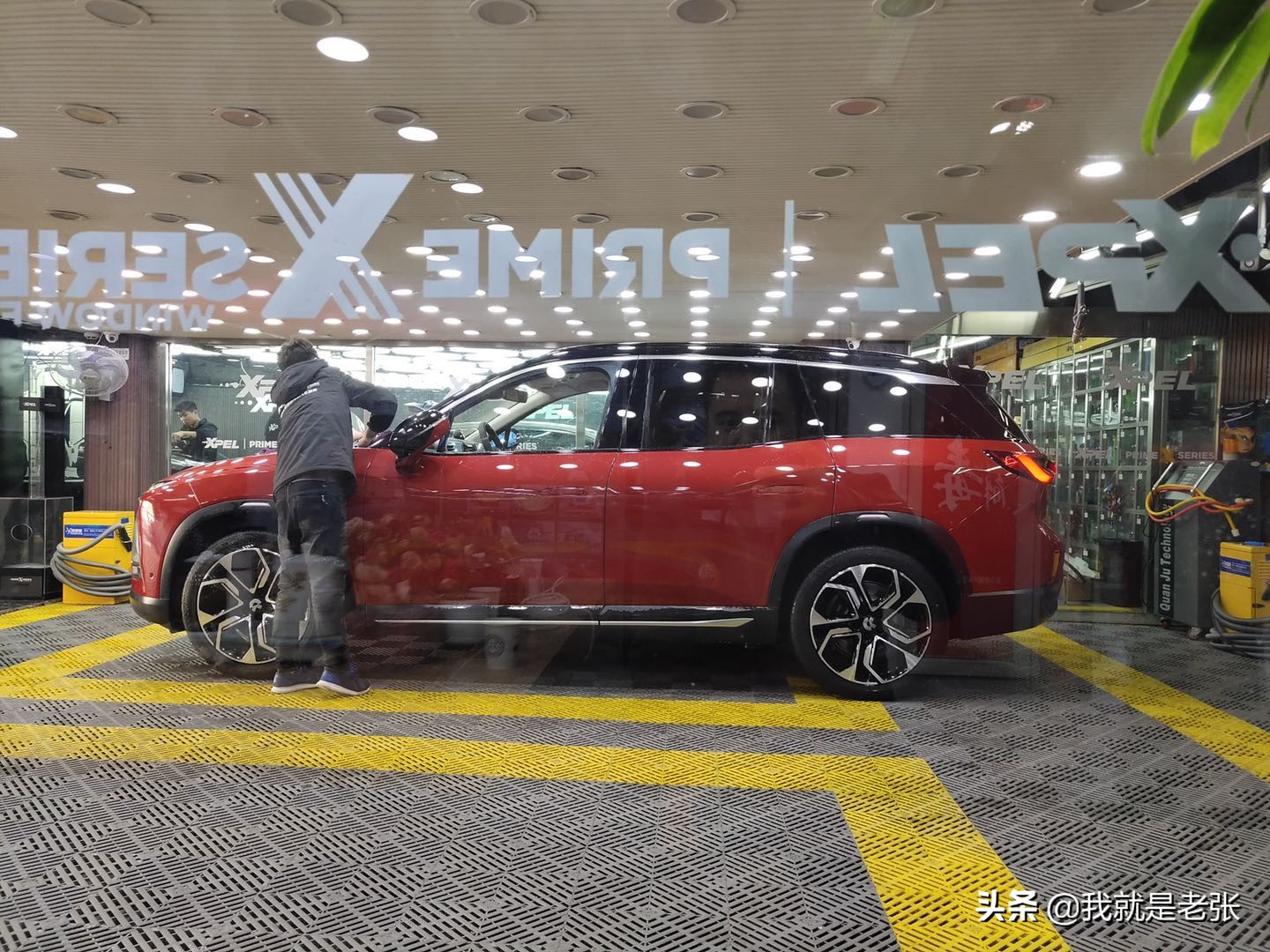 新车有没有必要贴车衣,新车隐形车衣还是贴改色车衣