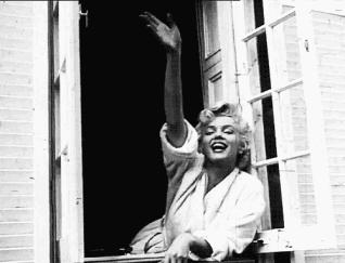 三分舒适，七分时髦，是帆布鞋自带的属性。