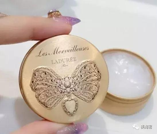 冬天天气干燥推荐什么唇膏,天气干燥多涂润唇膏