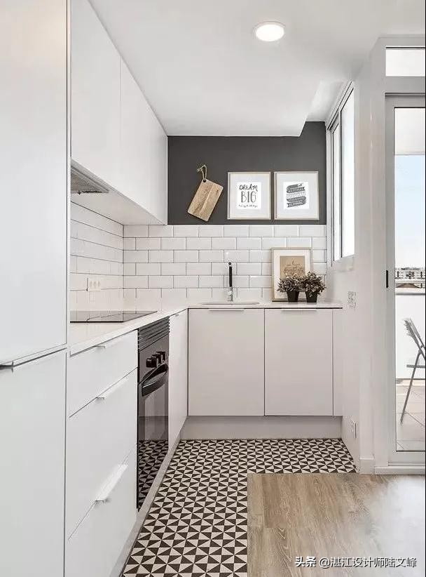厨房贴网红小白砖好看吗,800x800瓷砖上墙厨房好看吗