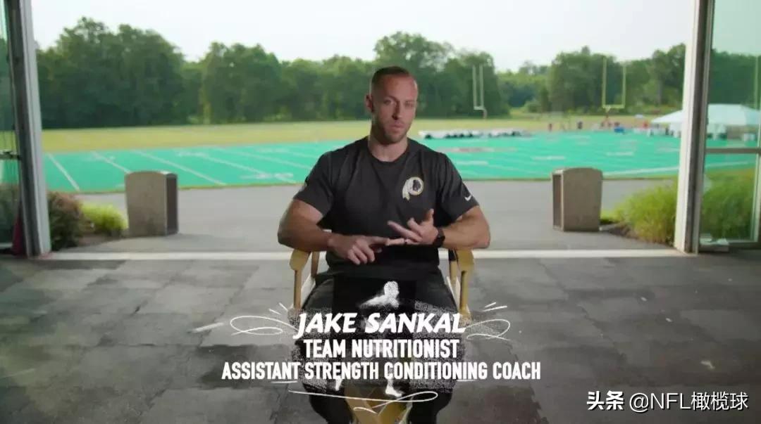 顶级身体养成计划：橄榄球大汉平时都是怎么吃的？