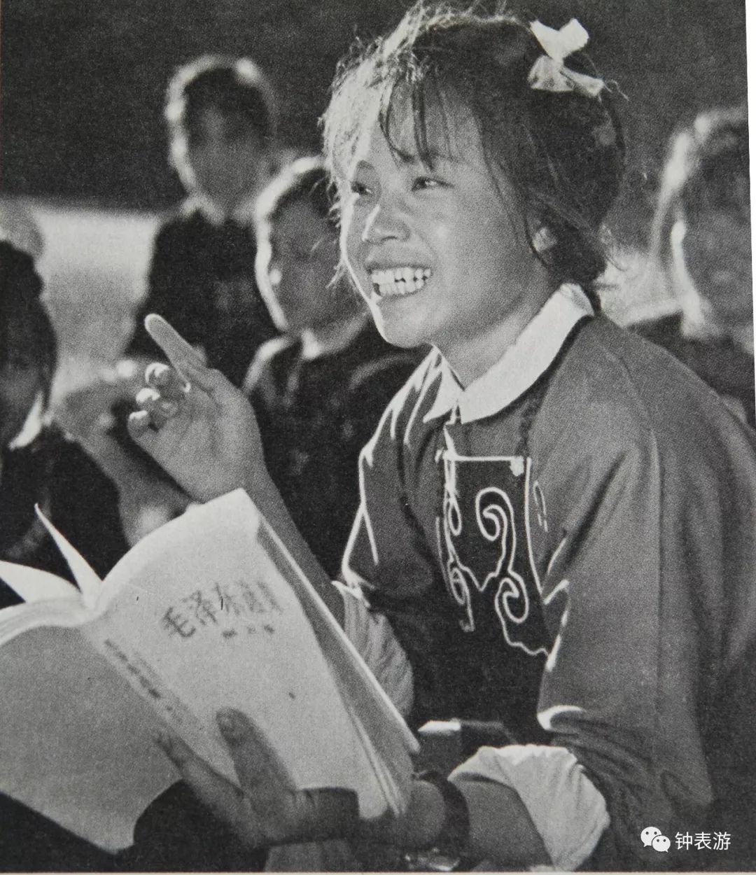 你手表真好看什么意思,你的手表真好看视频