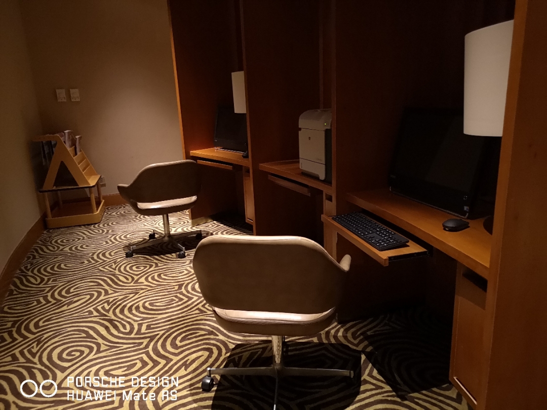 南京下关滨江希尔顿,南京世茂滨江希尔顿酒店电话号码