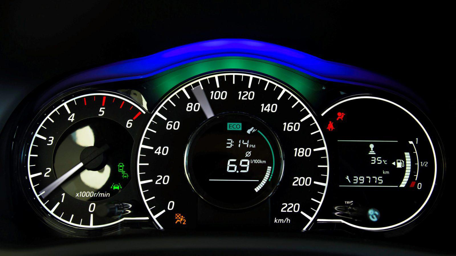 为什么开eco瞬时油耗会比正常的高,为什么开eco模式声音那么大