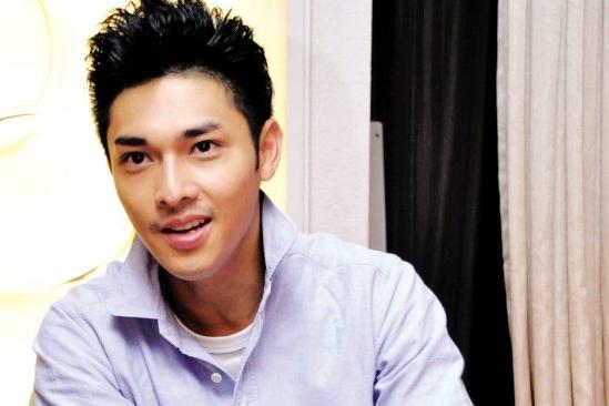 港星关楚耀女友,关楚耀女友求婚