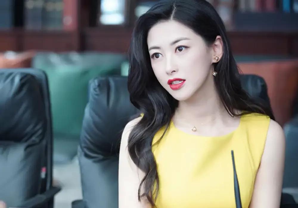 有小梨涡的女星,梨涡明显的女明星