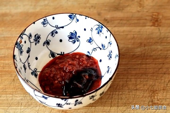 肘子炖蘑菇怎么炖好吃又不腻,怎样肉炒蘑菇好吃不腻