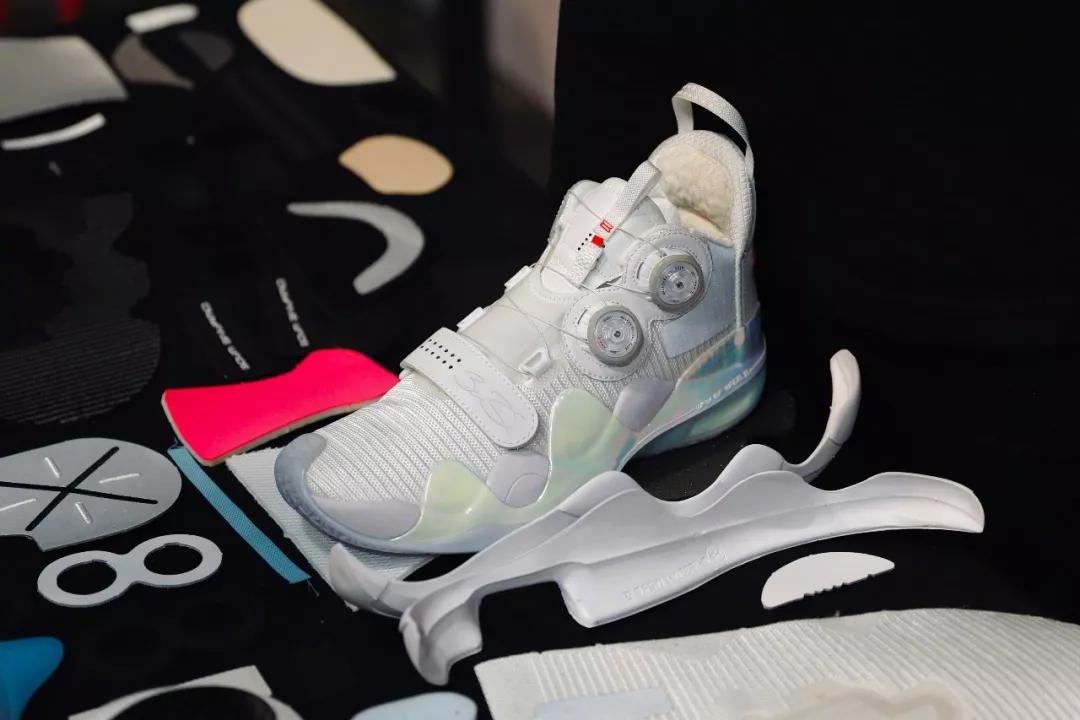 韦德之道9新配色发售,韦德之道9鞋面容易烂吗