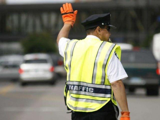 临时车牌扣分能首次免罚嘛,车辆临时牌照过期为何要扣12分