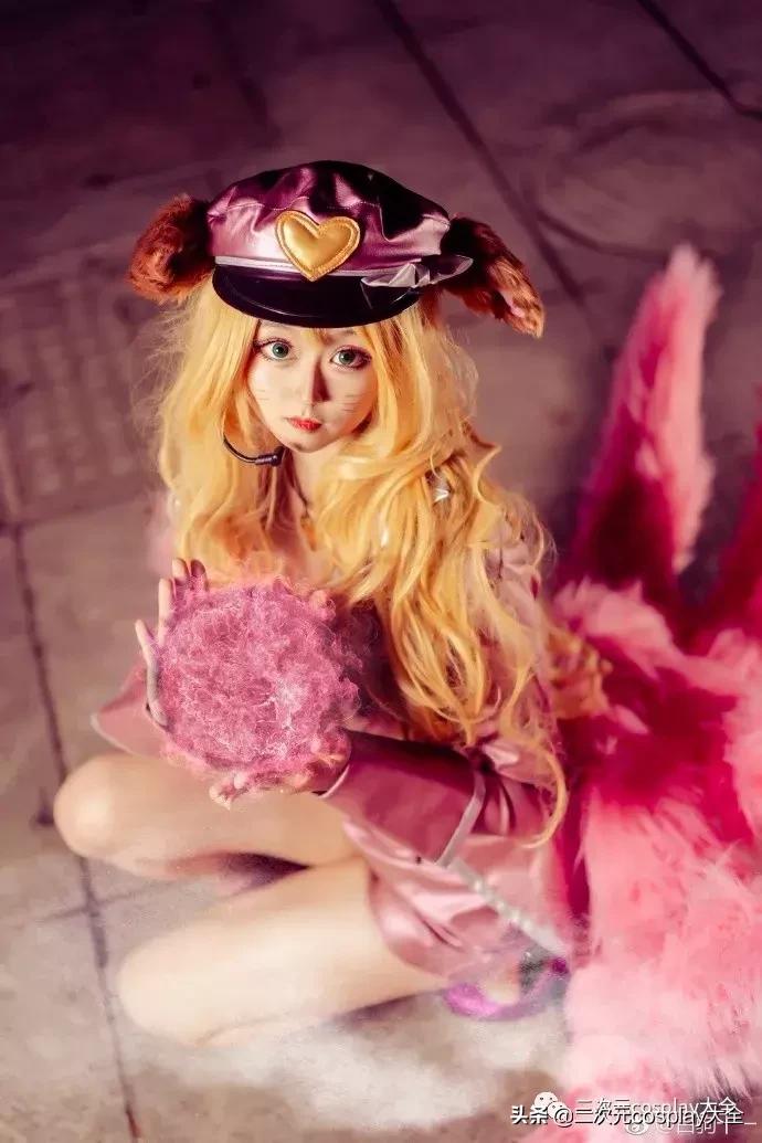 英雄联盟阿狸女团皮肤cos,阿狸偶像歌手cos