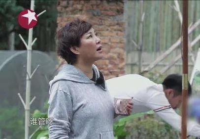 维密超模何穗健身,何穗40秒变脸