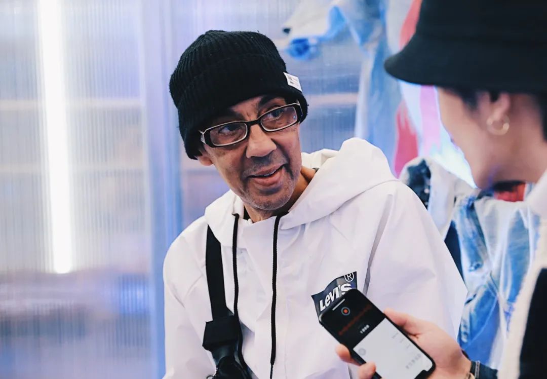 北面商标图侵权,北面真假logo对比