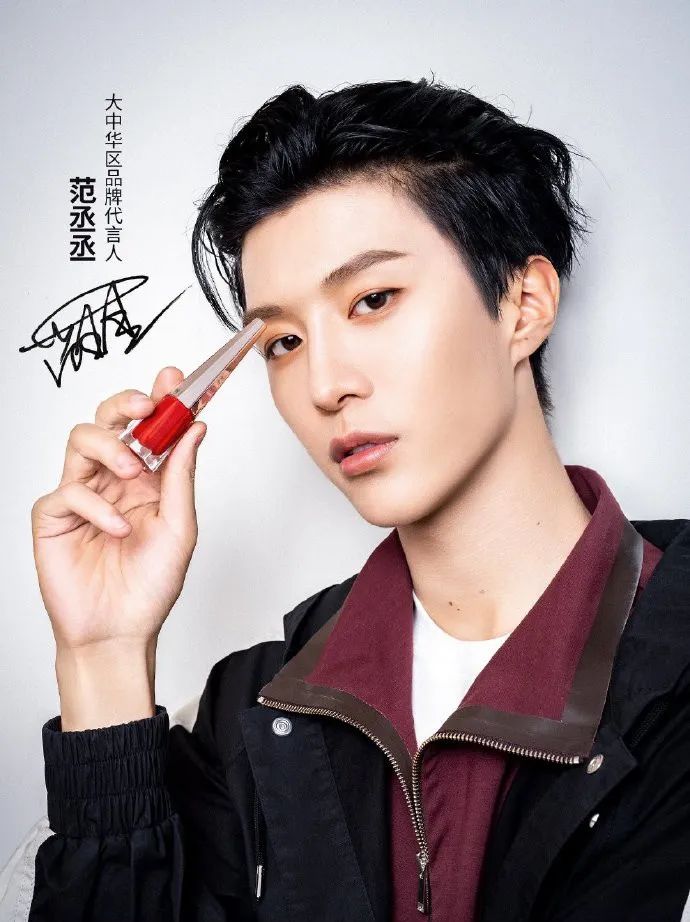 被美妆博主推荐的口红,美妆博主推荐的彩妆套装是真的吗