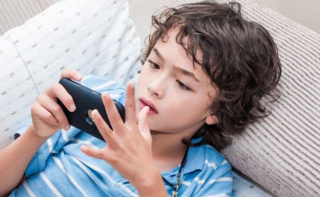 6岁儿童尿床最好的治疗方法,6岁孩子以前不尿床现在突然尿床