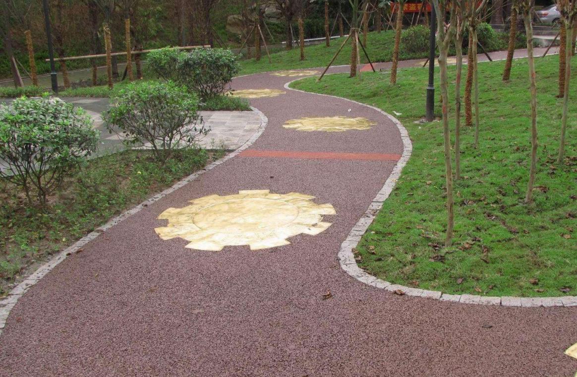 自家院子能做透水地面吗,中式院子透水地砖