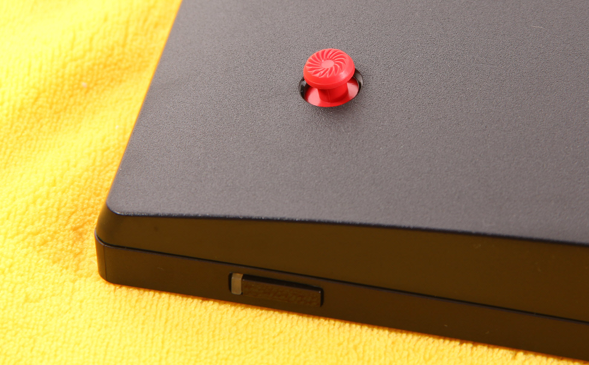 电竞小金刚显示器,2000多电竞小金刚和1000多区别