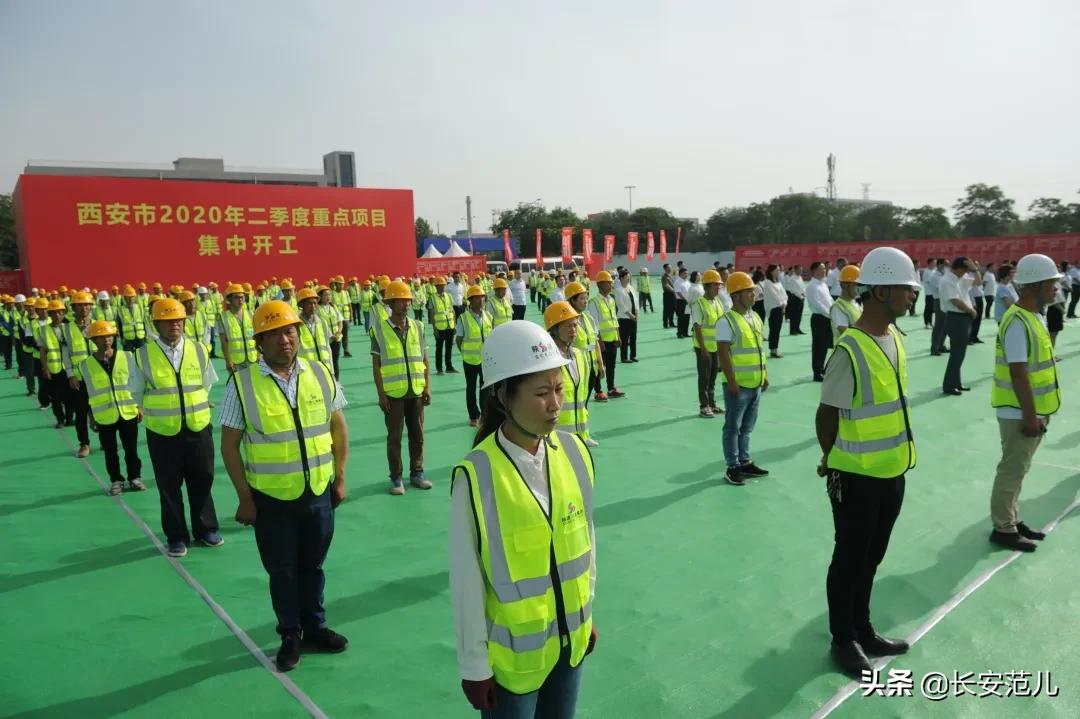 西安国际足球中心68000座位,西安国际足球中心一场200万