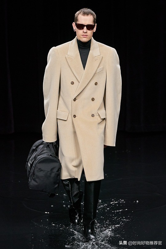 巴黎世家休闲包,巴黎世家运动包