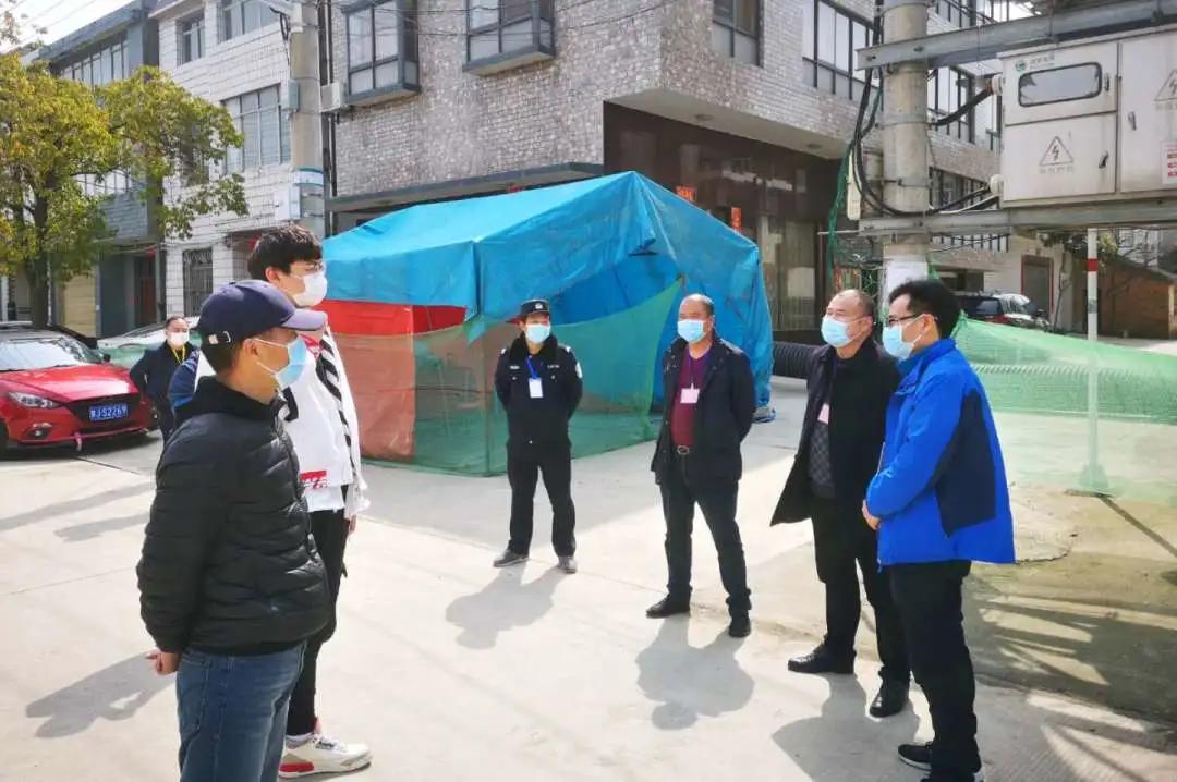 洪湖乡镇有位“泡面”庭长