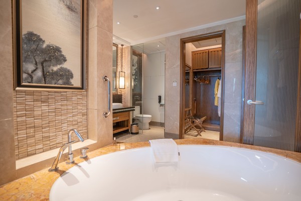 广州白水寨嘉华温泉酒店附近游玩,广州白水寨嘉华温泉酒店亲水房