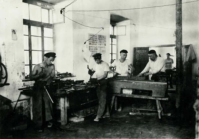 1957年股金证,1954年的股金证现在能换钱吗