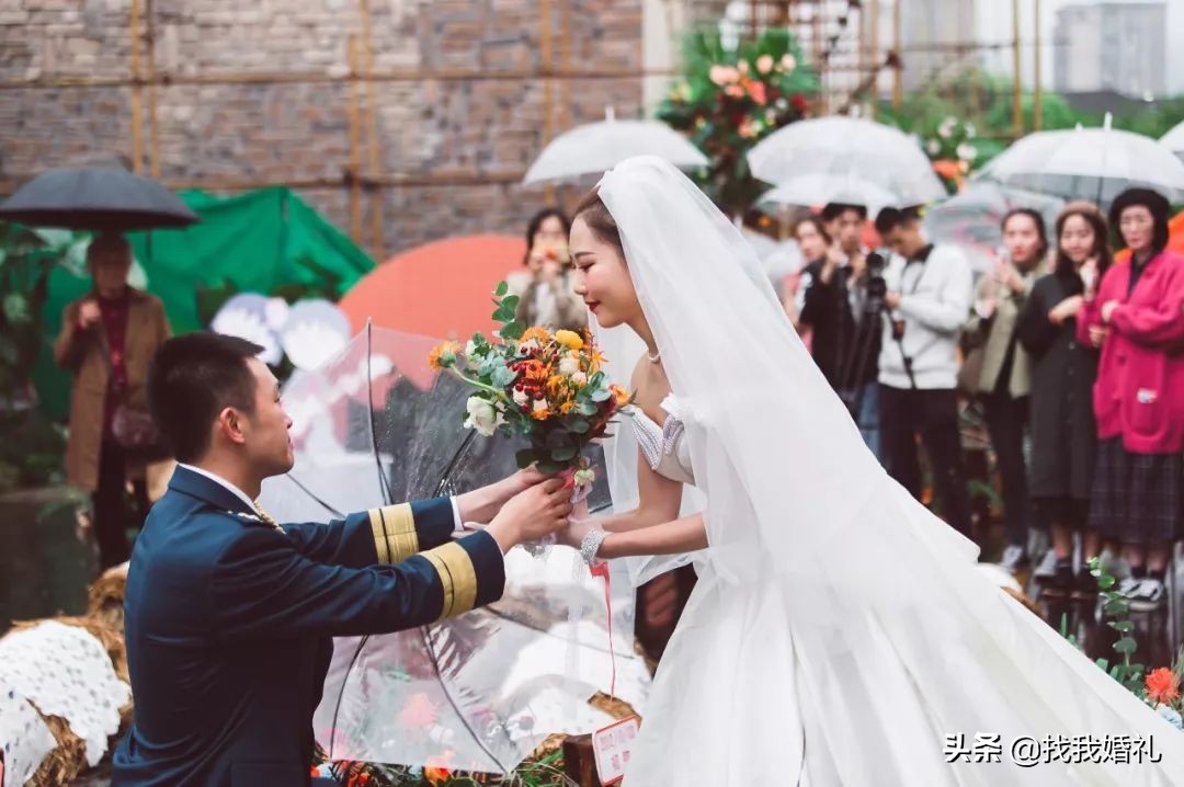 真实婚礼小酒窝,樱桃小丸子山根的初恋