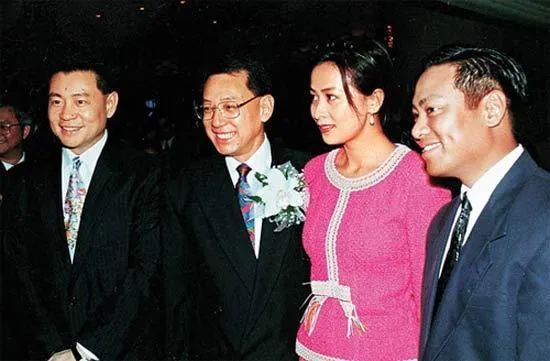 富豪的癖好,地产富豪爱好