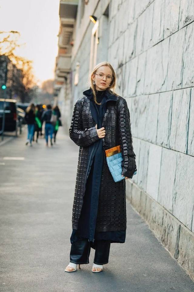 这件单品玩转所有秋季穿搭,每一个单品都是简单的基础款