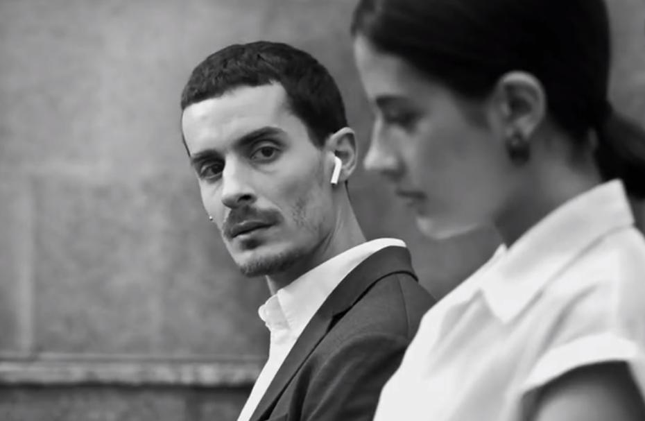 苹果airpods广告,苹果airpods广告2017年