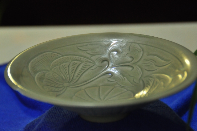 耀州窑刻花斗笠盏,耀州窑斗笠盏剔花和刻花的区别