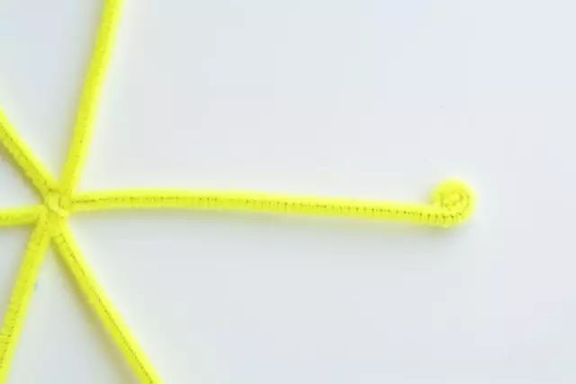 毛根扭扭棒手工制作过程图文,毛根扭扭棒手工制作教程过程图文