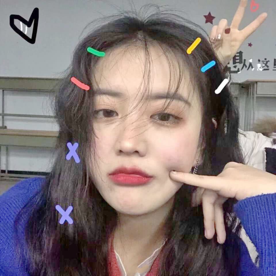 圆脸大饼脸方圆脸适合整什么刘海,圆脸女生适合发型蓬松自然显脸小