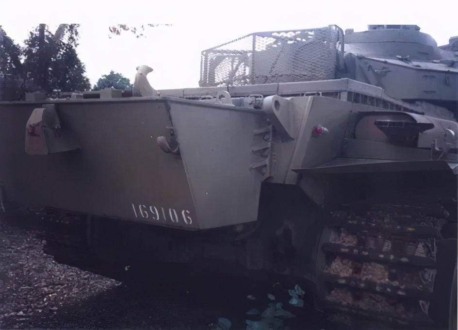 战车溯源:在越南战场大显身手的“澳大利亚百夫长”