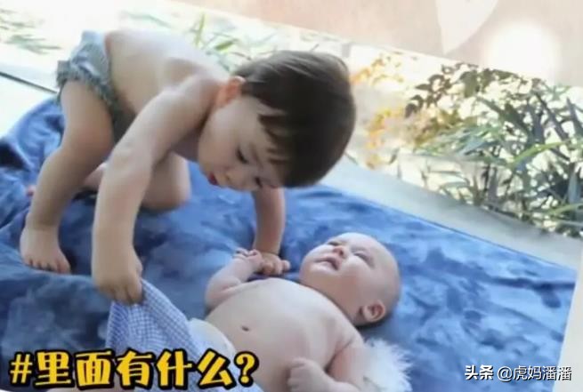 孩子摸*处私**、夹腿、蹭被子，这些小细节千万别忽视