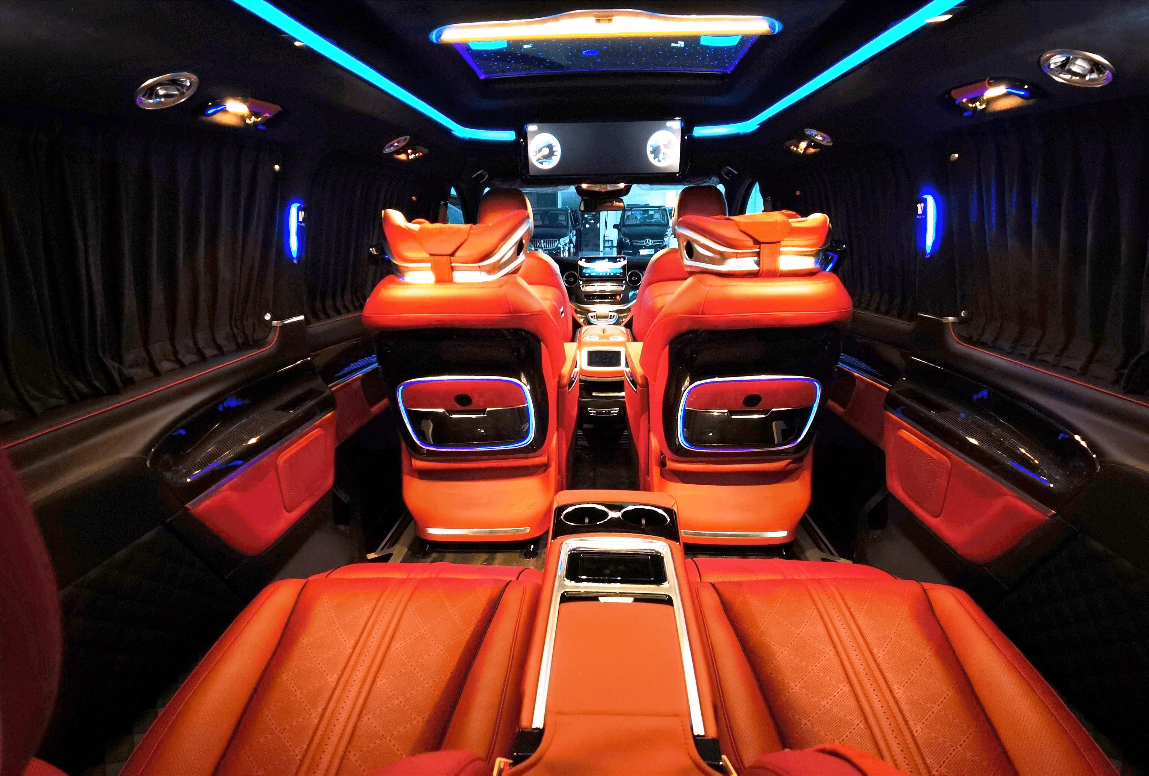 梅赛德斯奔驰mpv商务车7座价格,奔驰7座商务车最新款大概多少钱