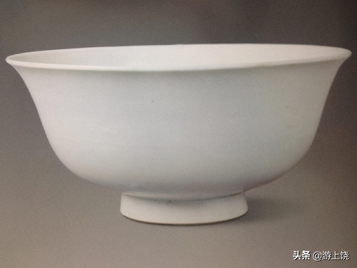 元青花萧何月下追韩信图梅瓶鉴赏,元青花卵白釉小碗