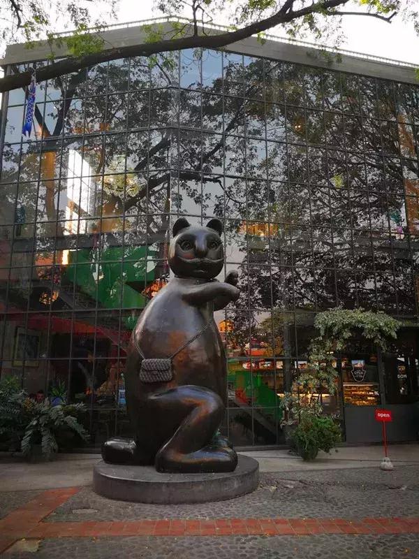 清迈宁曼路怎么逛,清迈宁曼路夜生活