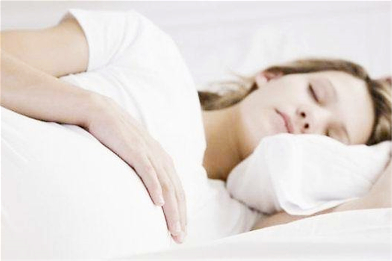 冬天孕妇洗澡太闷胎儿会缺氧吗,高温天气孕妇如何保养胎儿