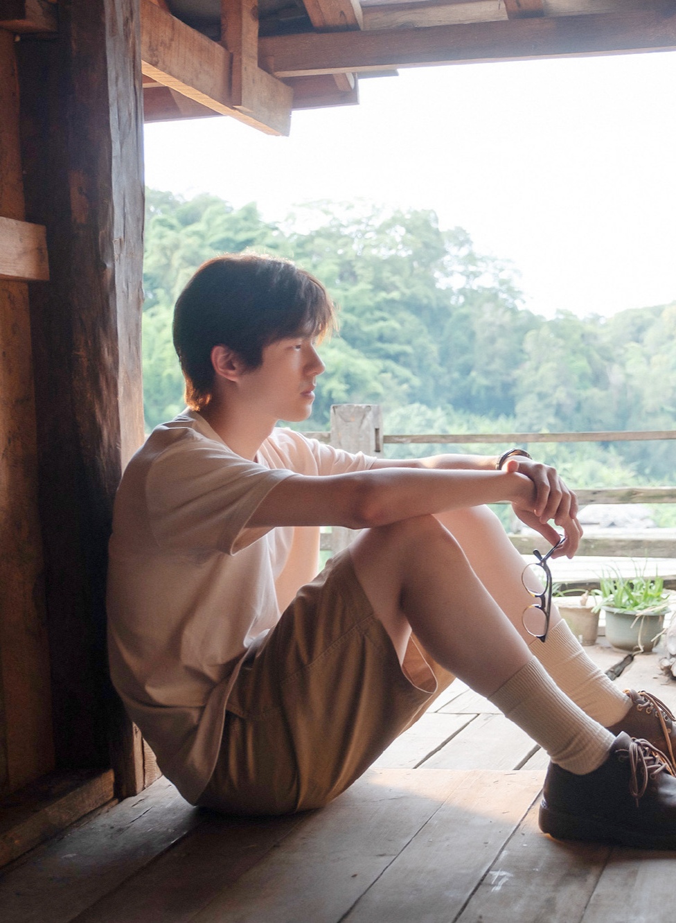 谭松韵刘昊然好看,谭松韵酷飒造型