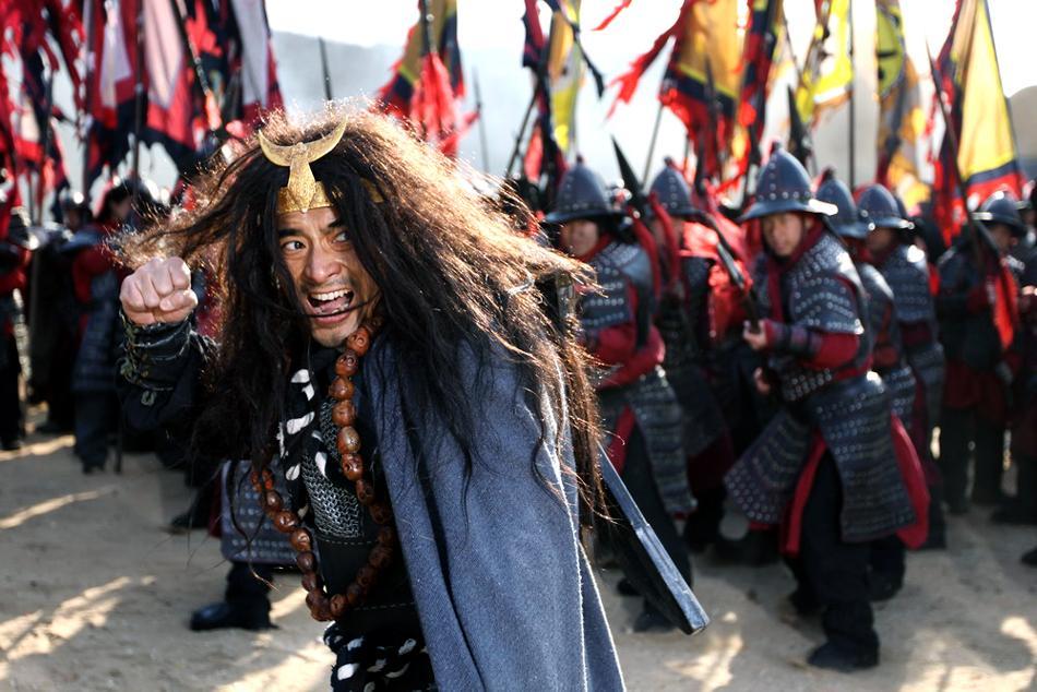 水浒传中到底是谁先提出的招安,水浒传中主张招安的是谁