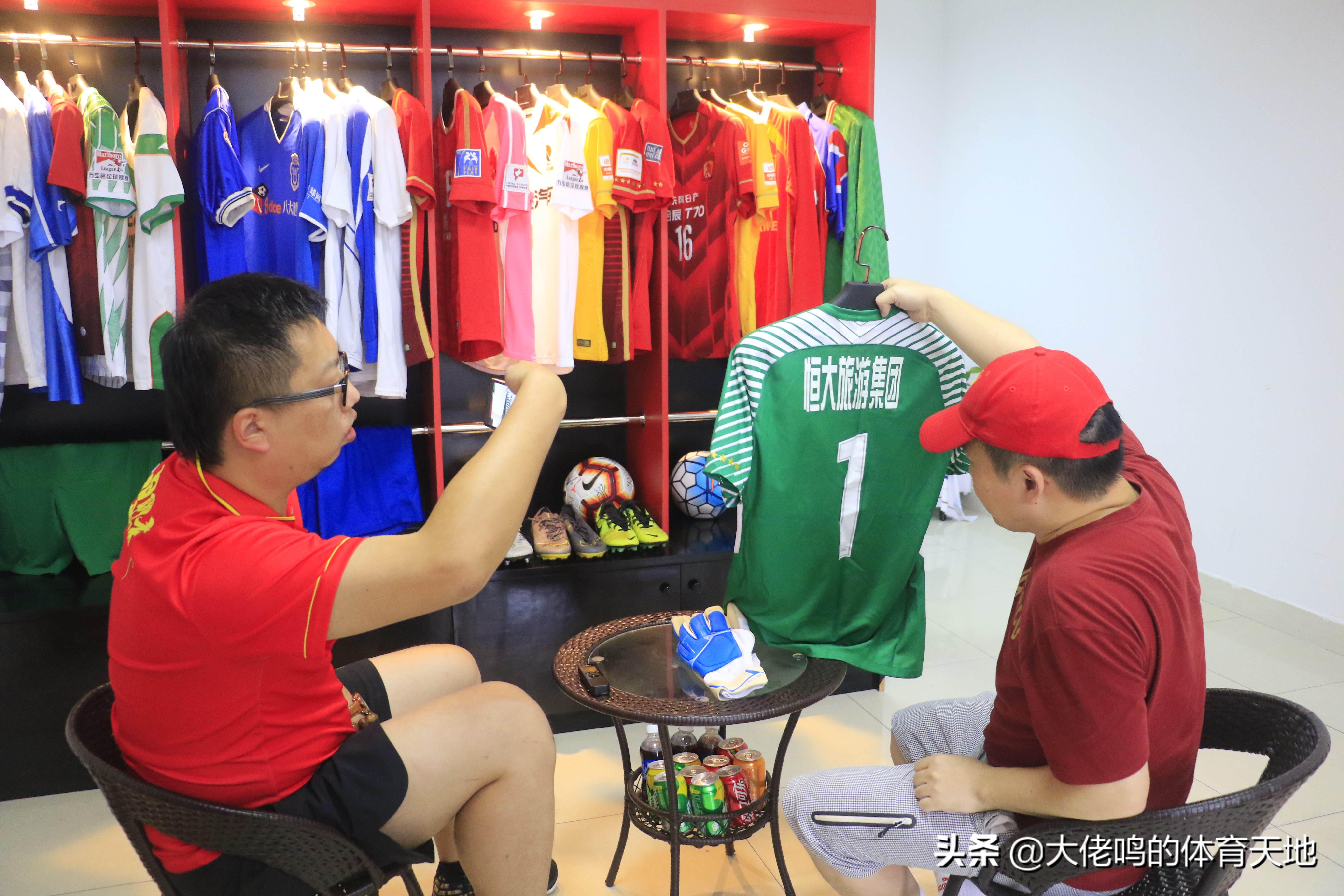 资深广州队收藏玩家测评：铁杆恒迷城哥的心得故事