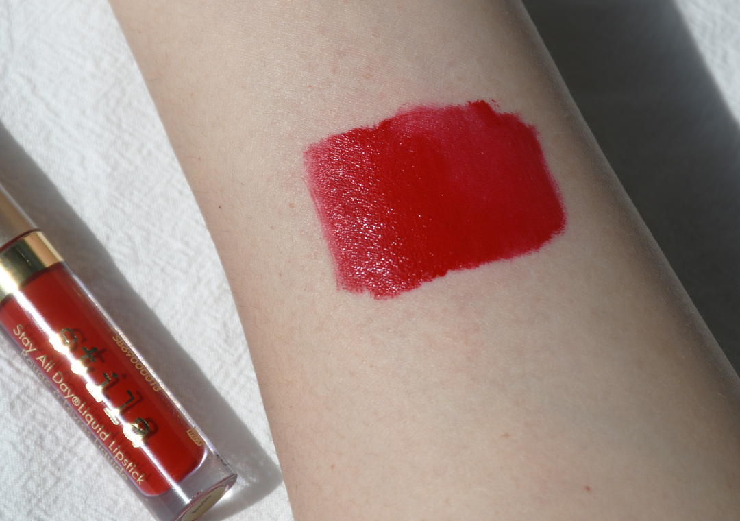 平价花西子口红试色测评,好用的平价口红测评遮唇色