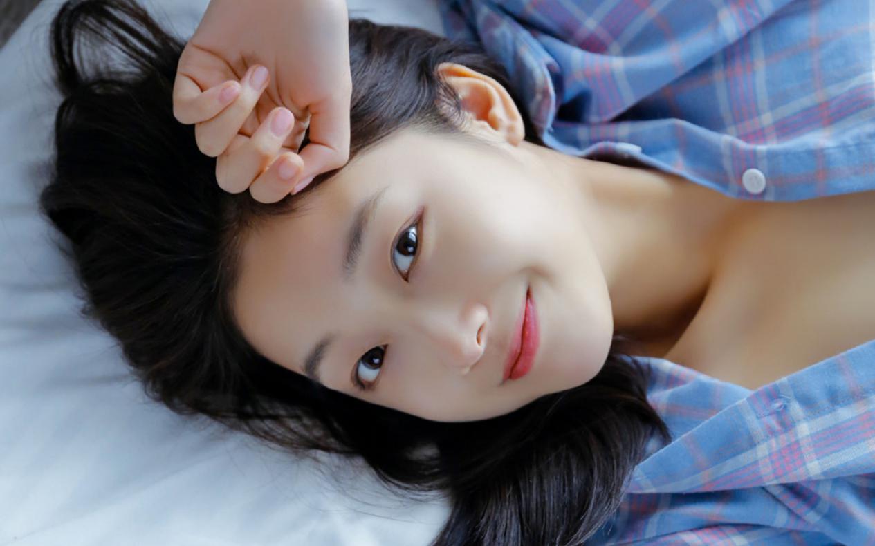 芭莎富勒烯灯泡拉丝面膜怎么样,诺斯莉富勒烯蛋白灯泡肌拉丝面膜