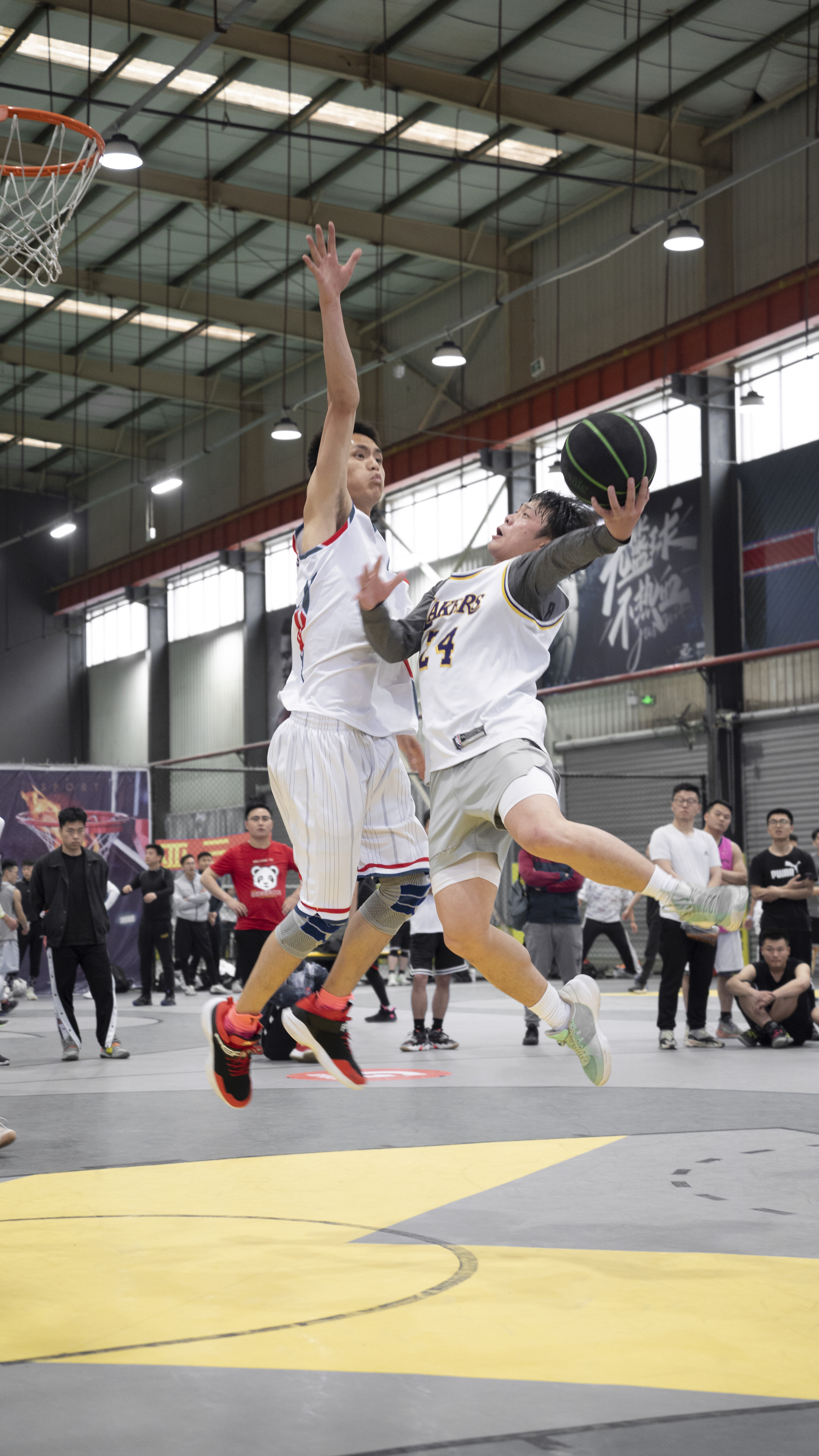 三亚湾新篮球馆,重庆市南岸区室内篮球馆