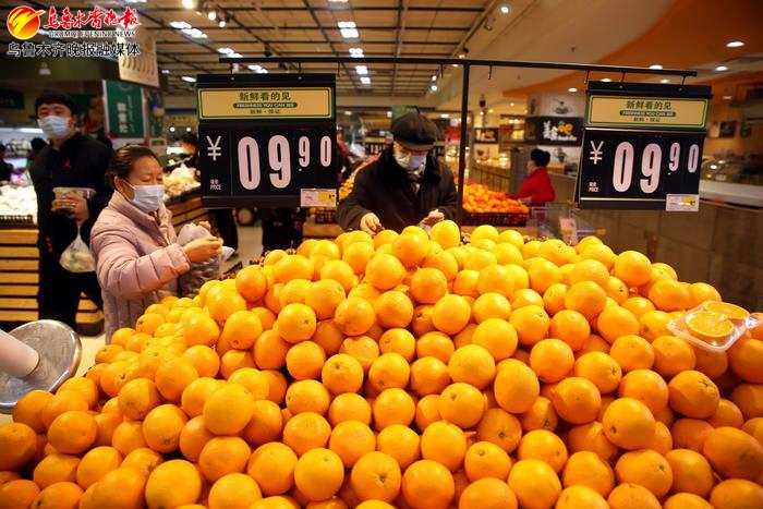 记者逛市场最新视频,记者走市场